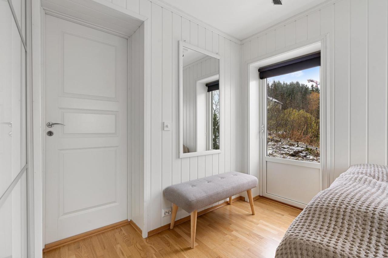 Cozy Elegant 2Bedroom Apt W/Parking And Nice View Tromsø Buitenkant foto