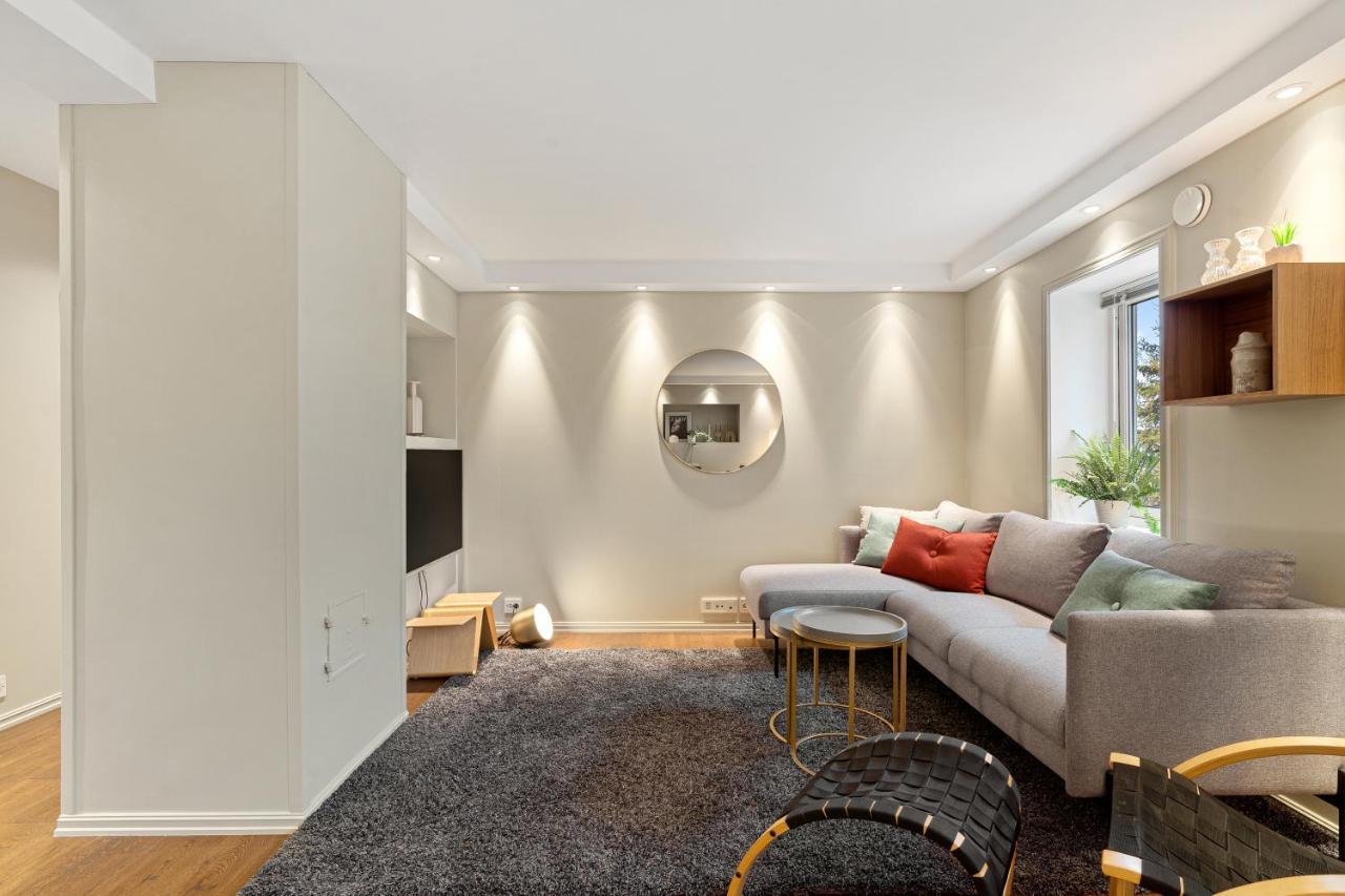 Cozy Elegant 2Bedroom Apt W/Parking And Nice View Tromsø Buitenkant foto
